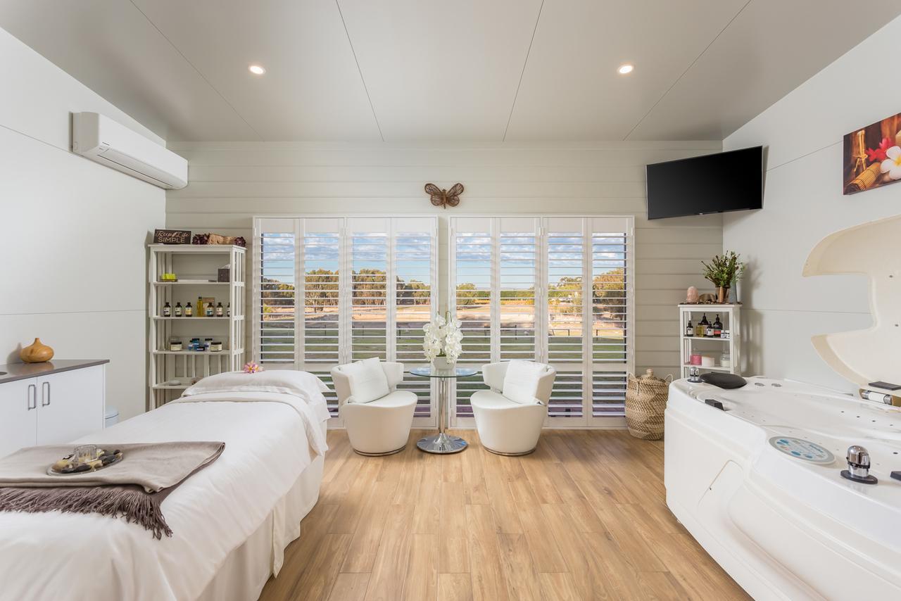 The Swan Valley Retreat Henley Brook Exterior foto